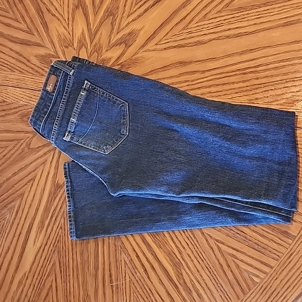 Paige Blue Heights Jeans - Picture 12 of 12